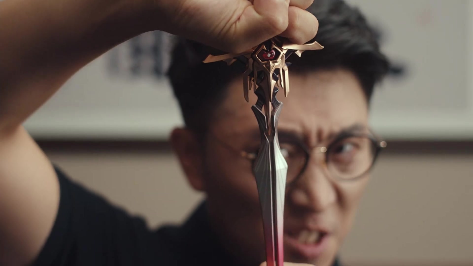 《晶核》二周年品牌片封面